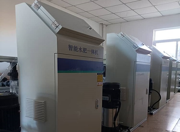 水肥一體化設(shè)備廠家圖片1 水肥一體化設(shè)備廠家圖片1